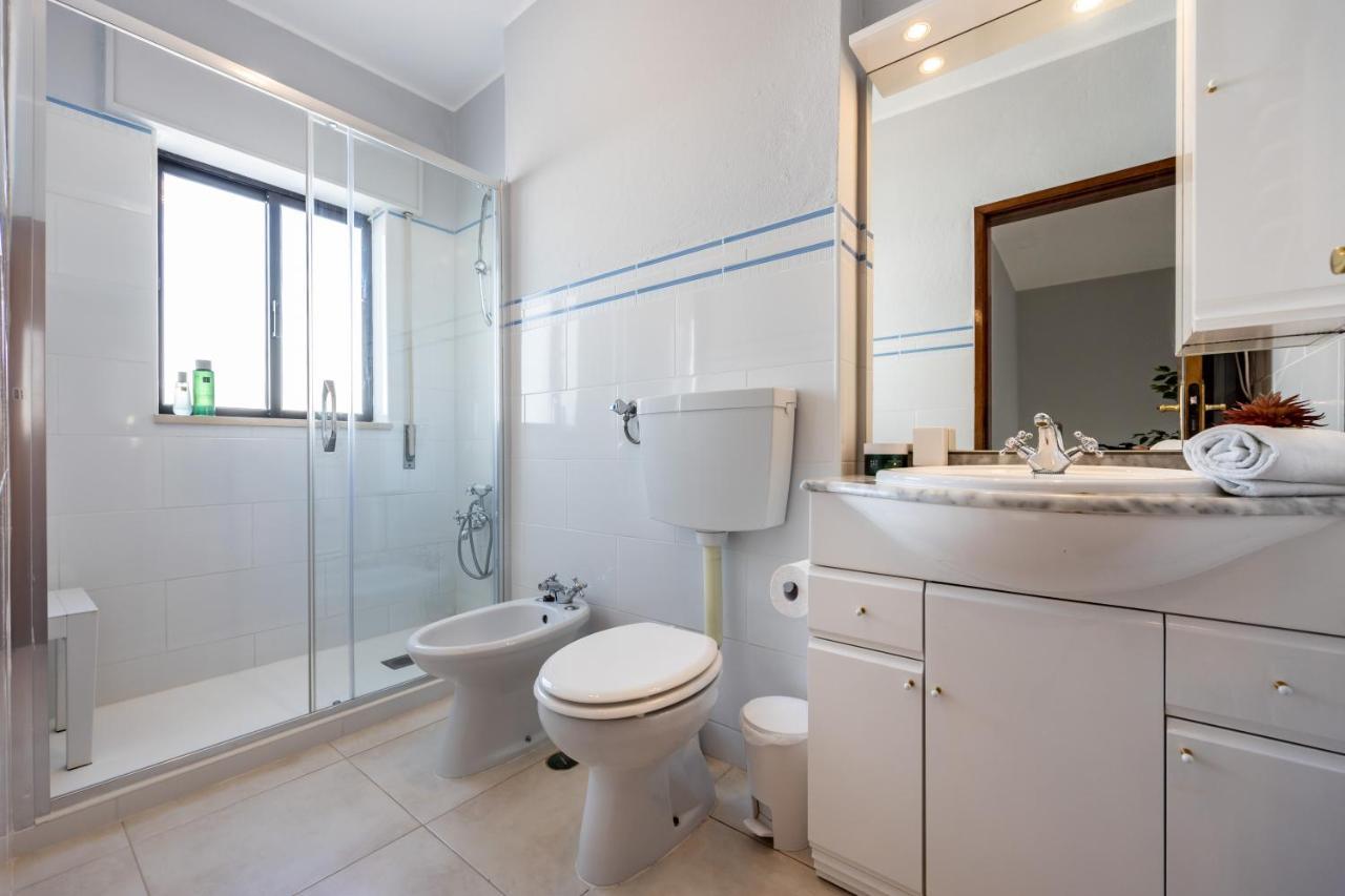 Villa Bay View Townhouse Salema Esterno foto